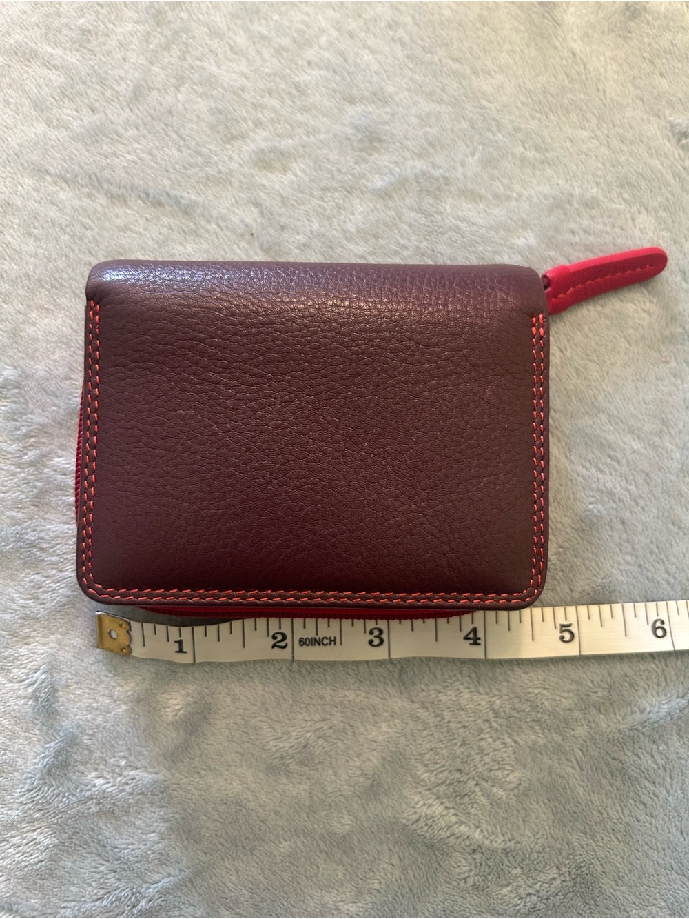 Visconti women’s compact leather color block wallet with zipper - Picture 2 of 10
